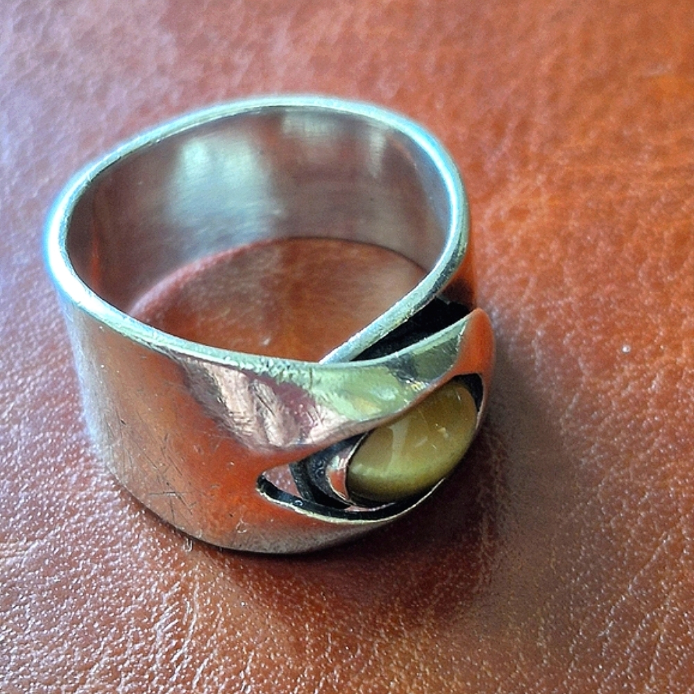Vintage Silver Tigers Eye Ring - Picture 6 of 7